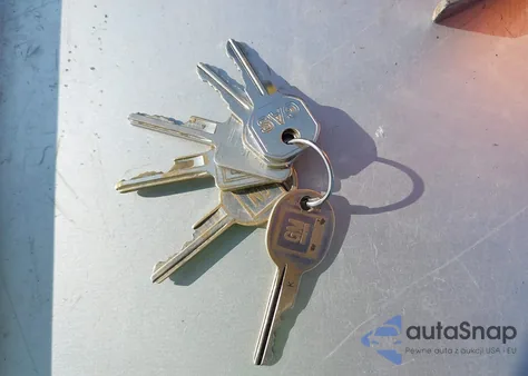 1982 Pontiac Firebird Trans Am z USA, uszkodzony, nr VIN 1G2AW87H7CL564815